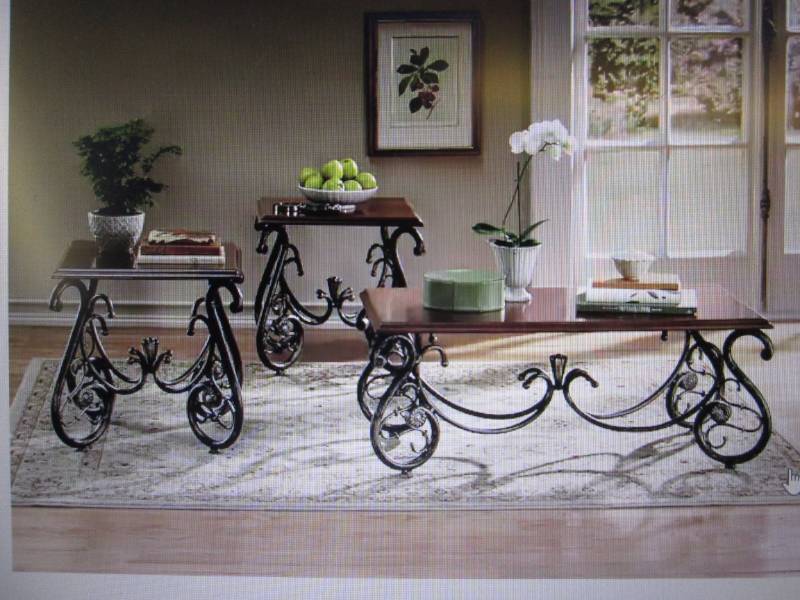 lot 230 image: 3-Piece Firenze Table Set open bo...