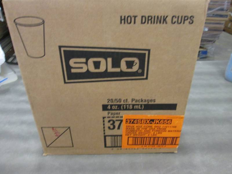lot 261 image: Case of SOLO 4 oz Hot Drink Cups 10...
