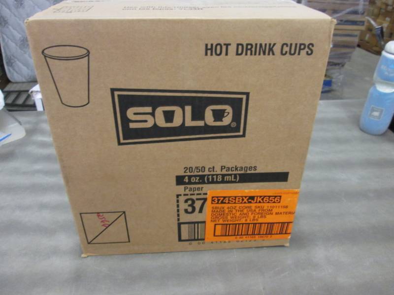 lot 262 image: Case of SOLO 4 oz Hot Drink Cups 10...