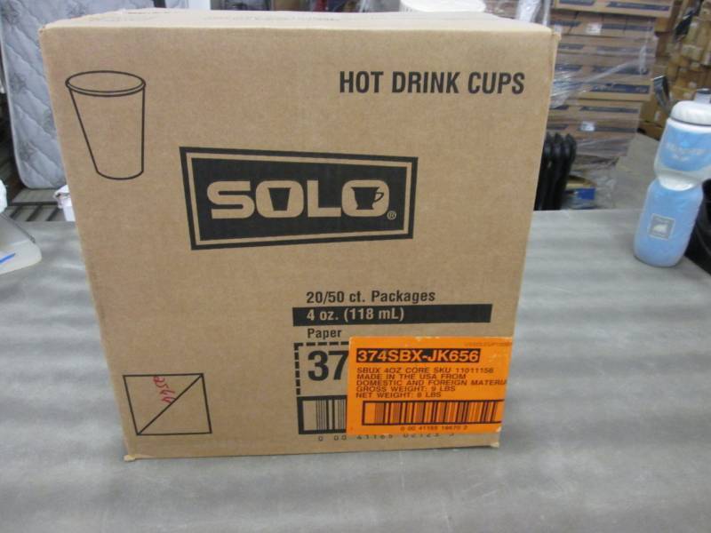 lot 263 image: Case of SOLO 4 oz Hot Drink Cups 10...