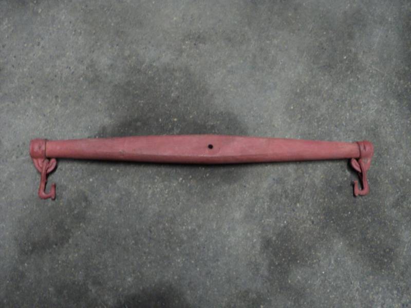lot 6 image: Evener...