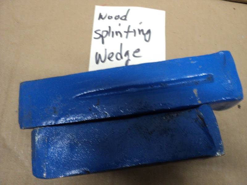 lot 19 image: Wood Splitting Heavy Wedges set of...