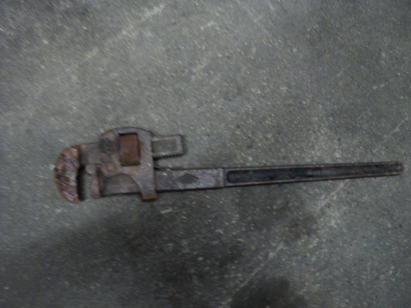 lot 23 image: Walworth Tool...