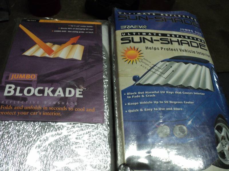 lot 31 image: Jumbo Blockade and Sun-Shade...