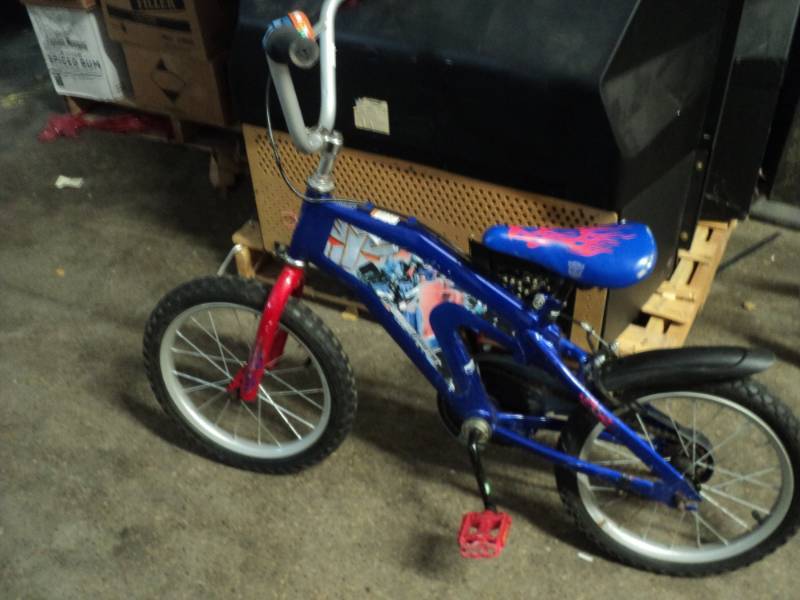 lot 43 image: Optimus Pride Bike Used...