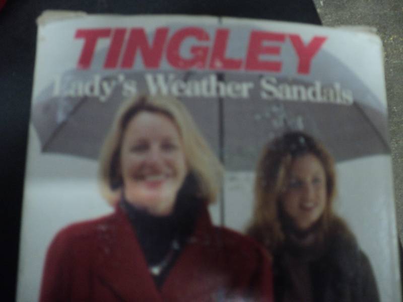 lot 68 image: Ladies Tingley Weather Boots Size 6...