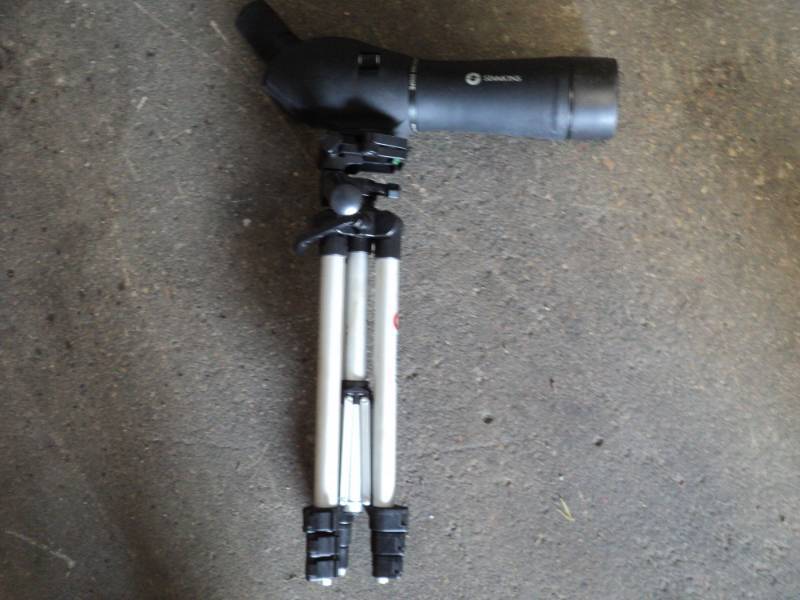 lot 139 image: Simmons Spotting Scope onstand...