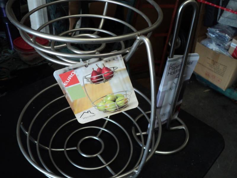 lot 145 image: Euro 2 Tier Fruit Holder and Paper ...