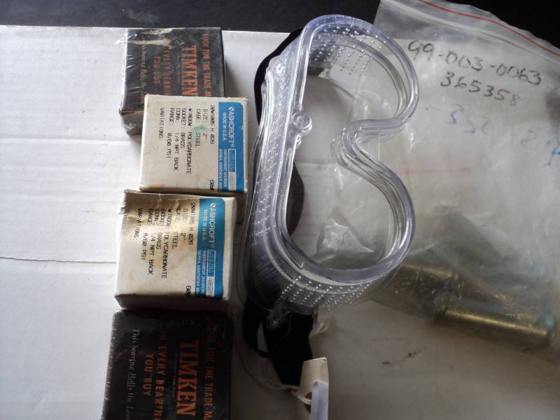 lot 188 image: 4892 Roller Bearing- New Old Stock,...
