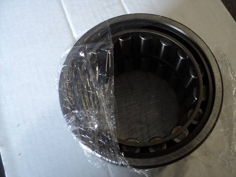 lot 194 image: NDH 6216T Industrial Roller Bearing...