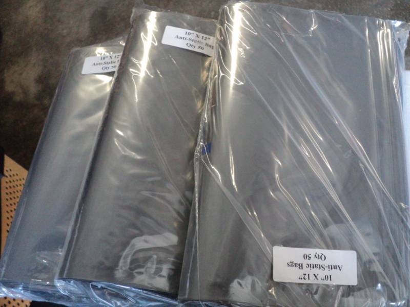 lot 195 image: 50 Anti-Static 10 x 12 Open Ended...
