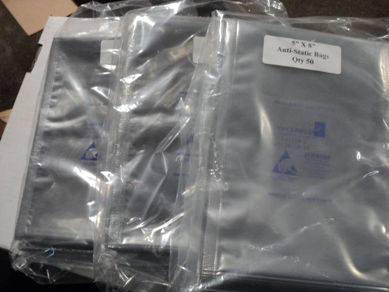 lot 204 image: 150 Anti- Static 5 x 8 Open Ended...