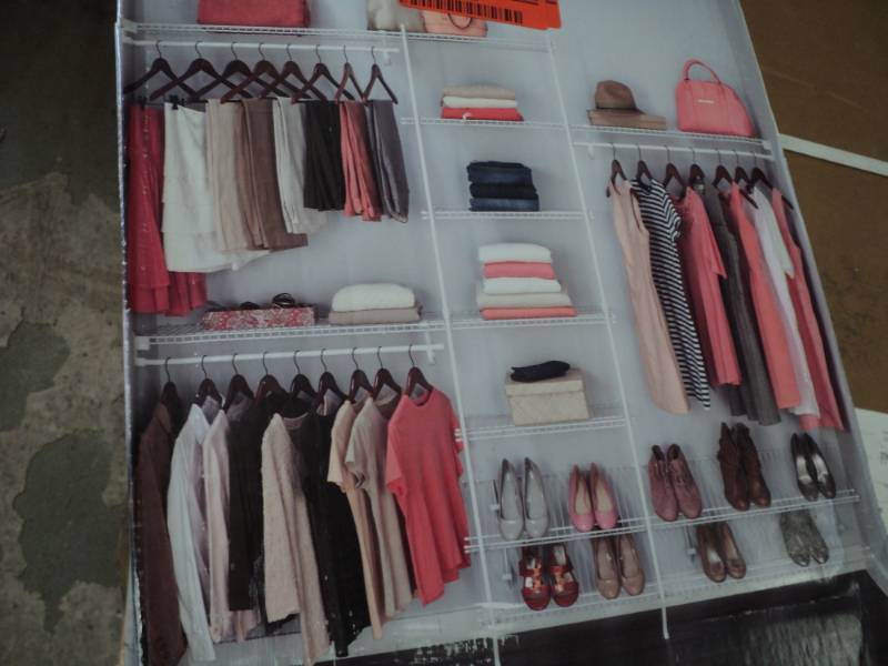 lot 277 image: Closet Maid Fixed Morent Closet Org...