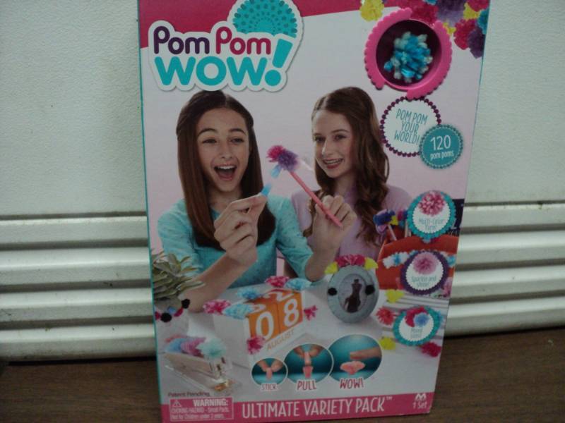 lot 38 image: Pom Pom Wow Variety Pack...
