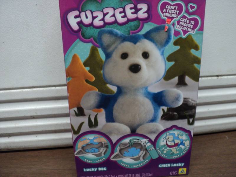lot 41 image: Fuzzeez...