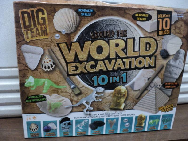 lot 94 image: World Excavation 10 in 1 Game...