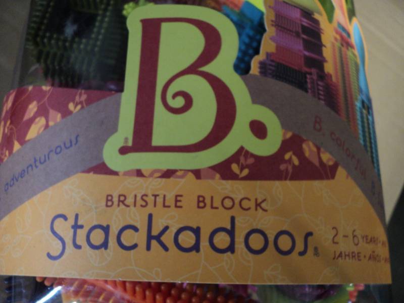 lot 119 image: Bristle Block Stackadoos...
