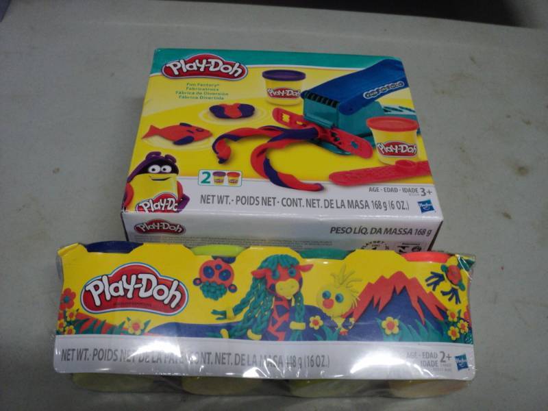 lot 138 image: Play Doh and accessories...