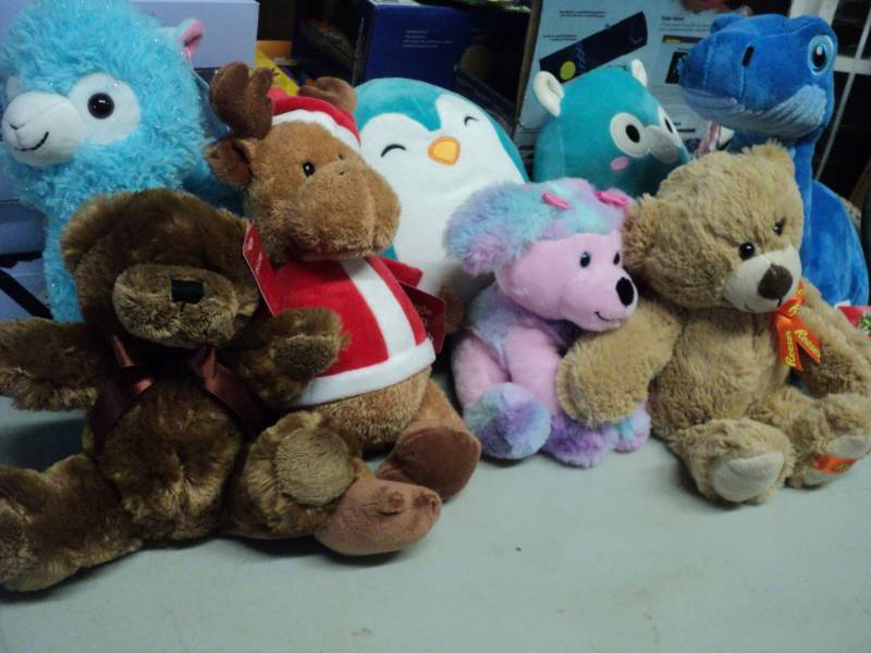 lot 168 image: Lot of Stuffed Animals...