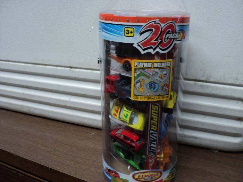 lot 179 image: 20 pack Diecast Metal and Plastic P...