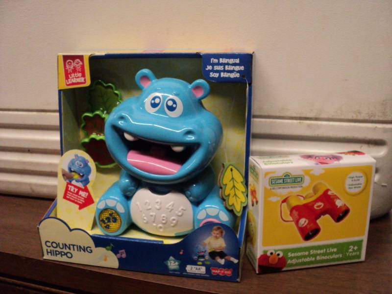 lot 184 image: Counting Hippo and Sesame Street Bi...