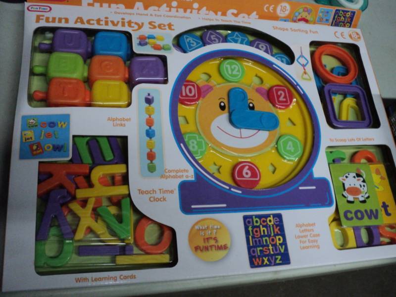 lot 192 image: Fun Activity Set...