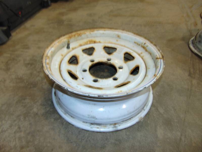 (1) 6 Bolt Rim
