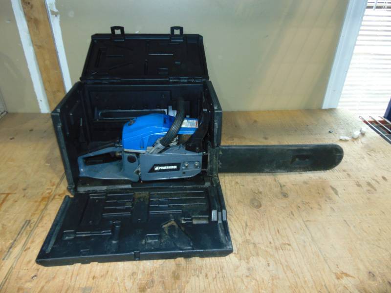Powerhorse 18 Chainsaw With Case