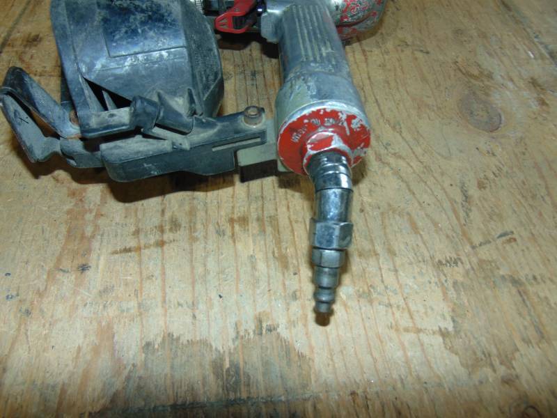 Max Pneumatic Coil Nailer