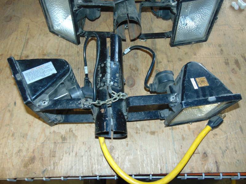 (2) Shop Lights