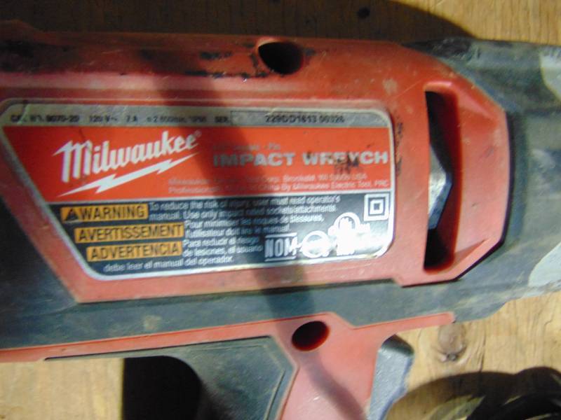 Milwaukee Electric Impact Wrench