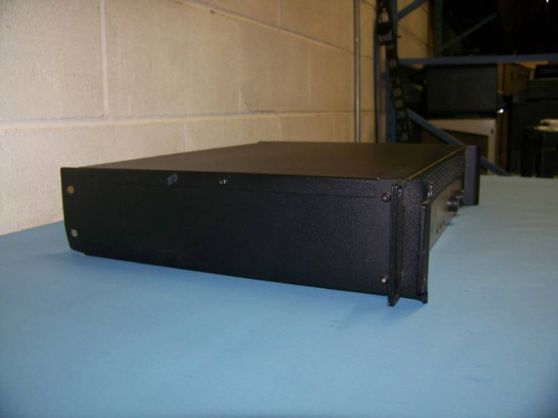 lot 46 image: Crown, 2-Channel, 500W, CommercialProfessional, Power Amplifier  Amp