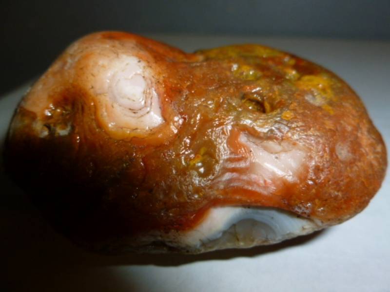 lot 20 image: Large Agate