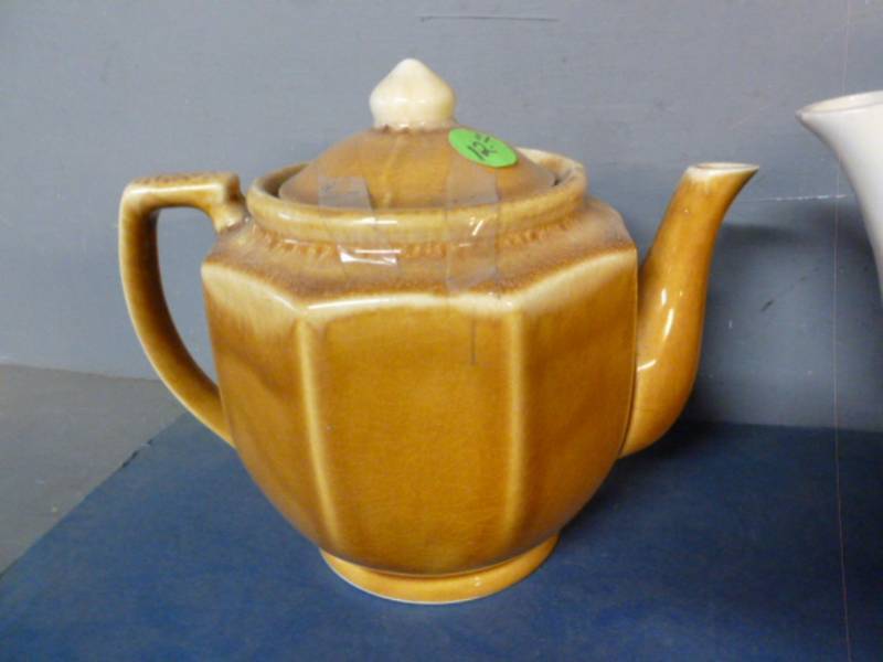 lot 41 image: Vintage Tea Pots