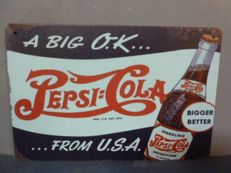 lot 49 image: Sign
