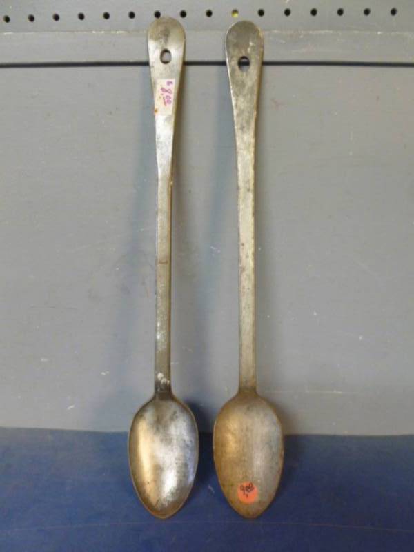 lot 55 image: Vintage Military Items