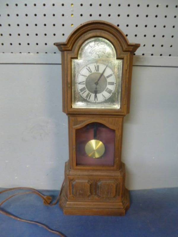 lot 57 image: Clock