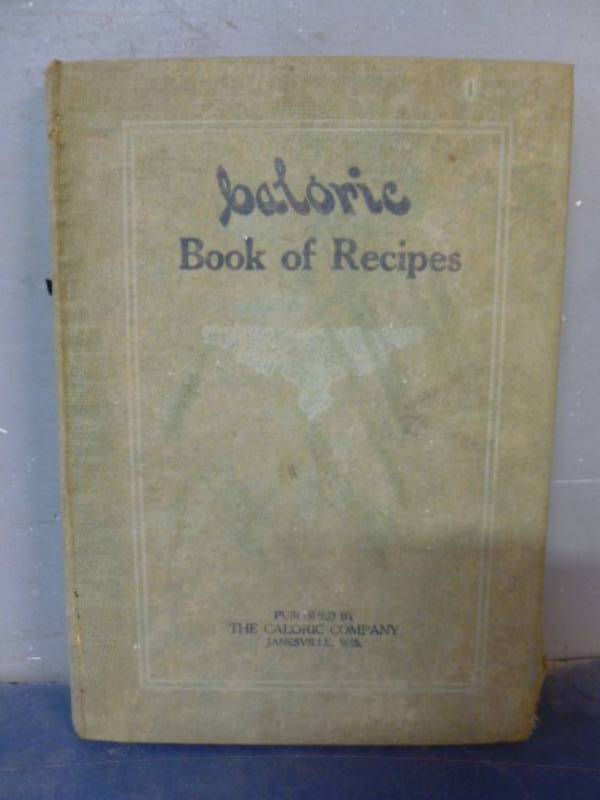 lot 66 image: Antique Book
