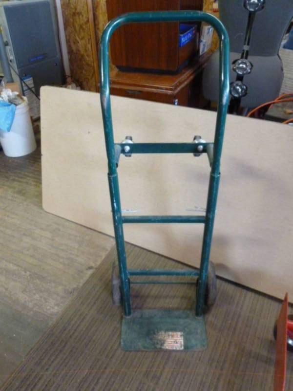 lot 103 image: Utility Cart