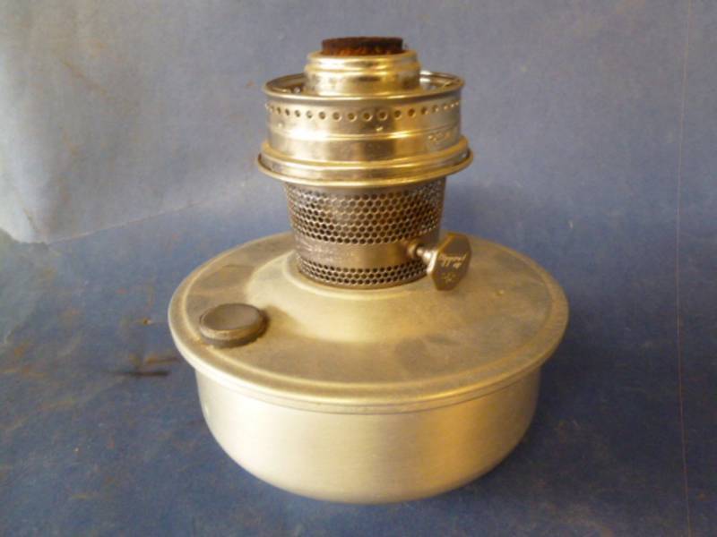 lot 230 image: Vintage Aladdin