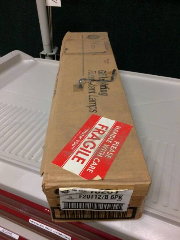 lot 24 image: MSRP $360 1 Case (6)&nbspNew In Box GE 10231 - F20T12B Straight T12 Fluorescent Tube Light Bulbs
