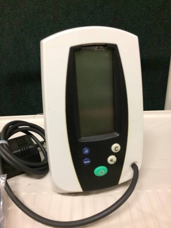 lot 38 image: MSRP $1200 Welch Allyn 420 Series Spot Check Monitor with Print Capability SP02 Blood Pressure Temperature - Great Working Condition - Cuff & Charger Included - Temp Probe and Finger Probe are not.