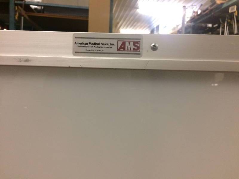 lot 54 image: American Medical Sales Light Box