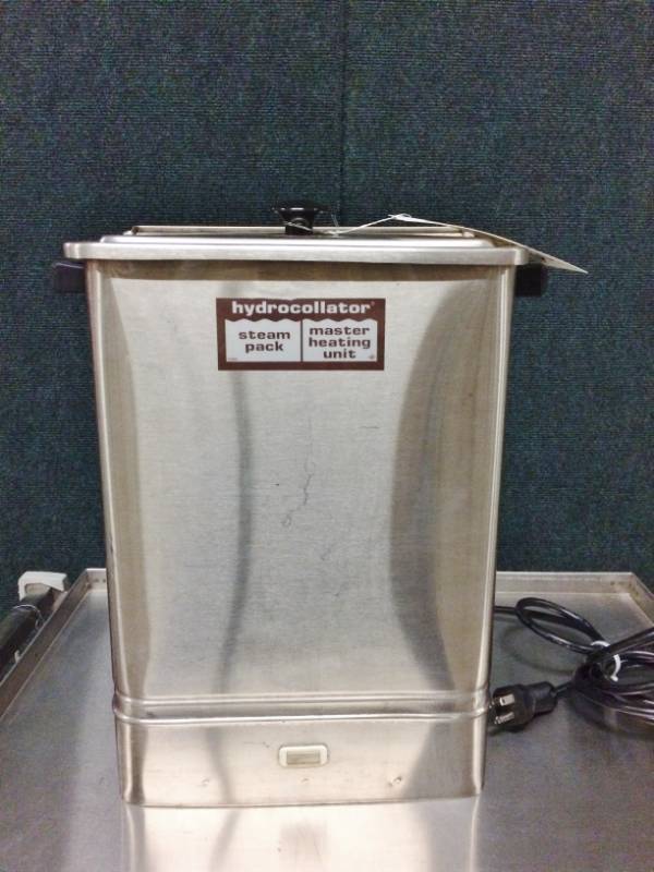 lot 1 image: Chattanooga E-1 Chiropractors Hydrocollator Stationary Heating Unit - Therapeutic Moist Heat Is Able To Relax The Muscles & Nerves Without Drawing Up Moisture From The Skin - Excellent Working Condition