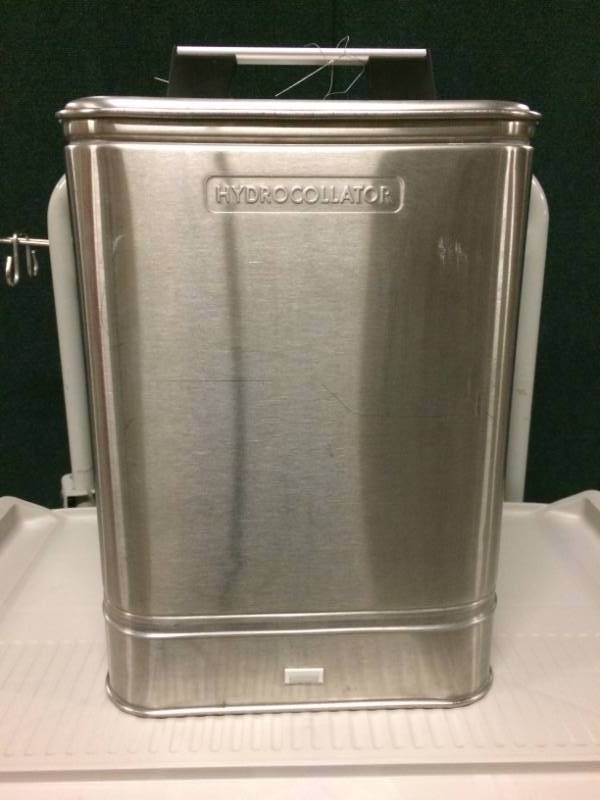 lot 3 image: MSRP $1000 Chattanooga E-2 Chiropractors Hydrocollator Stationary Heating Unit - Therapeutic Moist Heat Is Able To Relax The Muscles & Nerves Without Drawing Up Moisture From The Skin - Great Working Condition (Red On Emblem Has Worn Off)