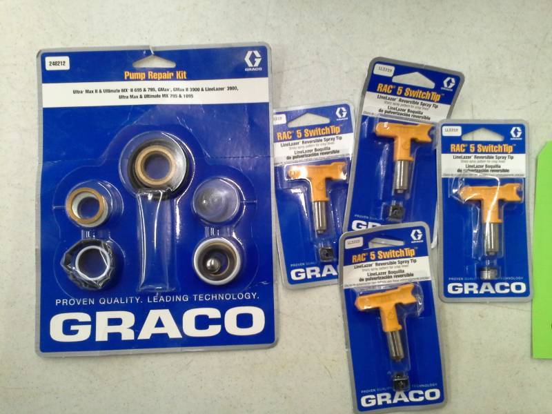 lot 104 image: Graco Pump Repair Kit, RAC 5 LineLazer Reversible Spray Switch Tip