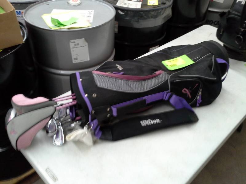 lot 119 image: Wilson Golf Club Set