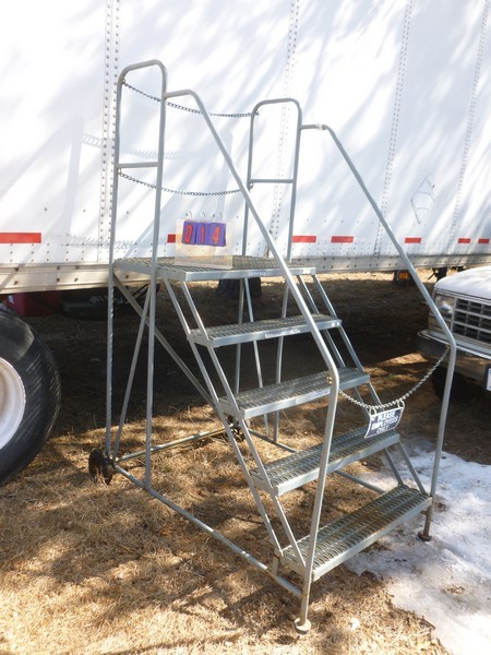 SnS Auctions # 366 Outdoor Equipment & tools