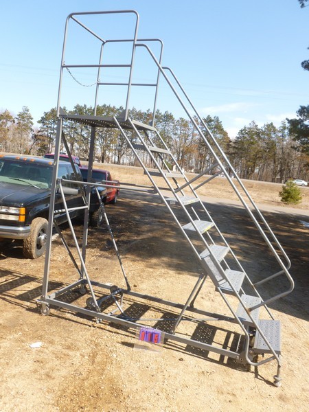 SnS Auctions # 366 Outdoor Equipment & tools