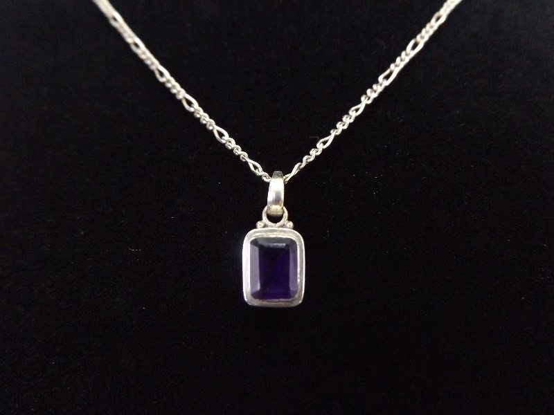 .925 Sterling Silver Faceted Amethyst Pendant Figaro Necklace